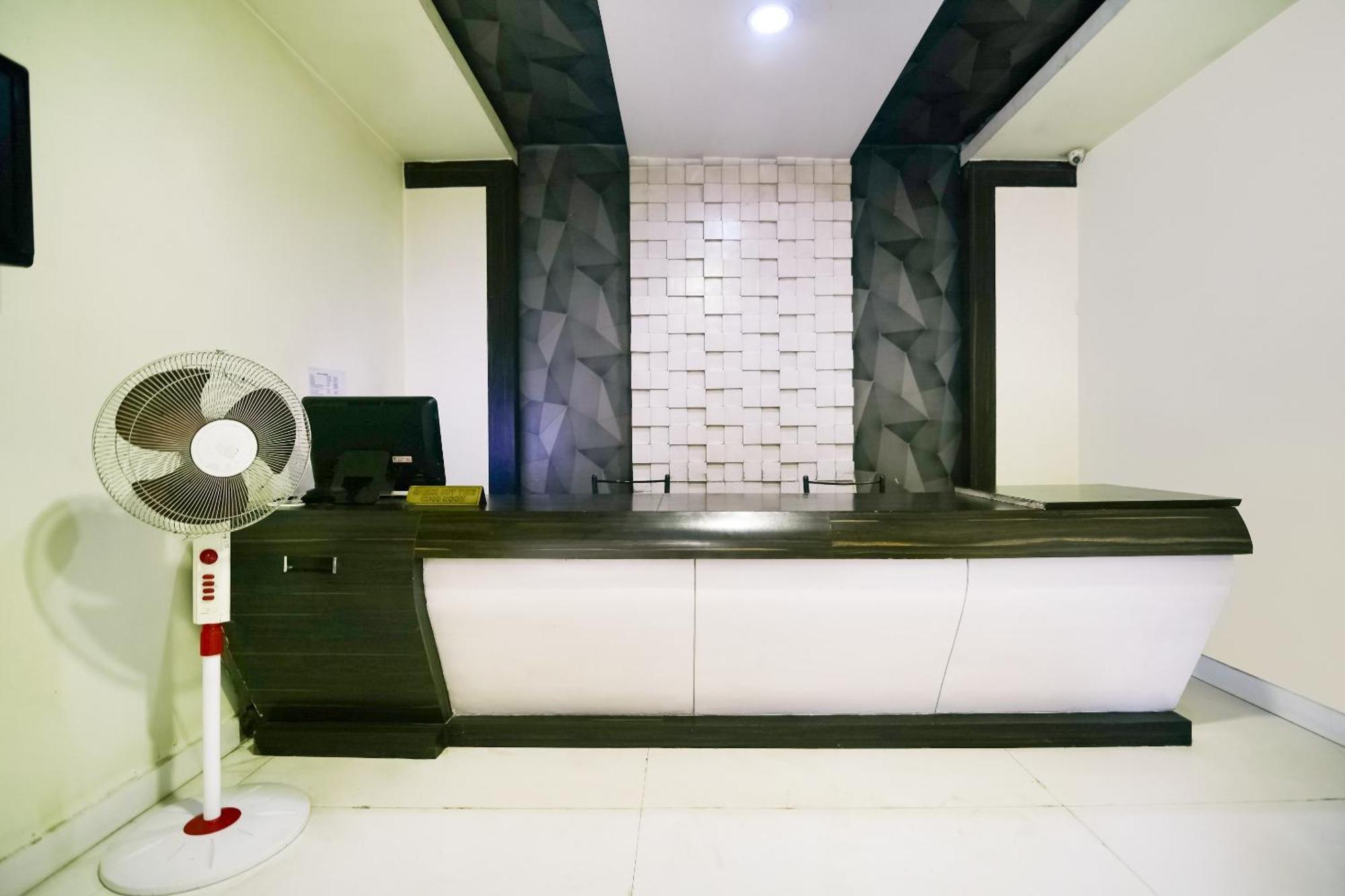Hotel O All Seasons Jamshedpur Buitenkant foto